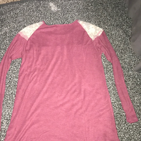 NWOT!! Umgee Sweater/blouse - Picture 3 of 3